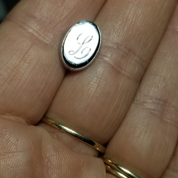 Relisted -Vintage letter L tie tack pin silver tone alphabet monogram - Picture 10 of 11